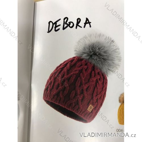 Čepice s bambulí zimní dámská (ONE SIZE) WOOLK POLSKÁ MÓDA PV419DEBORA